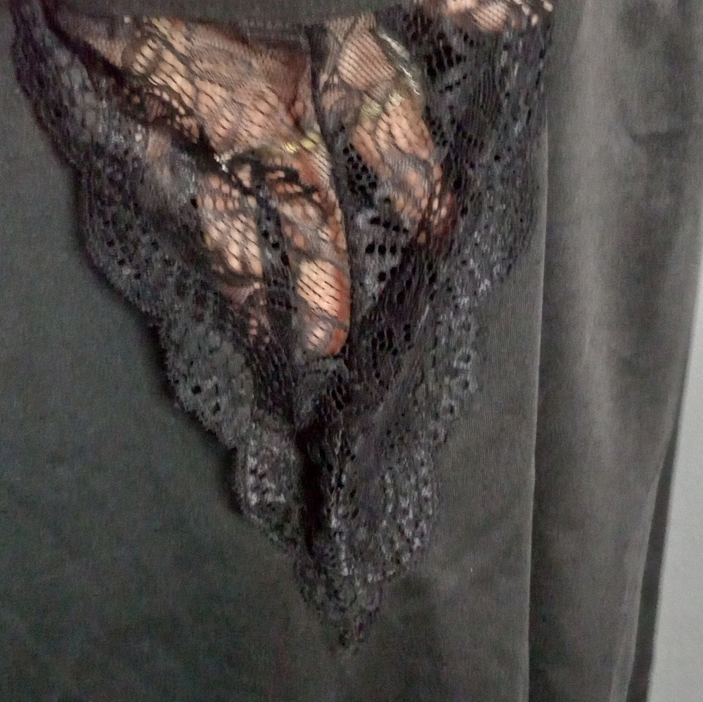 2 Peice Black Lingerie Set- medium - Picture 8 of 9